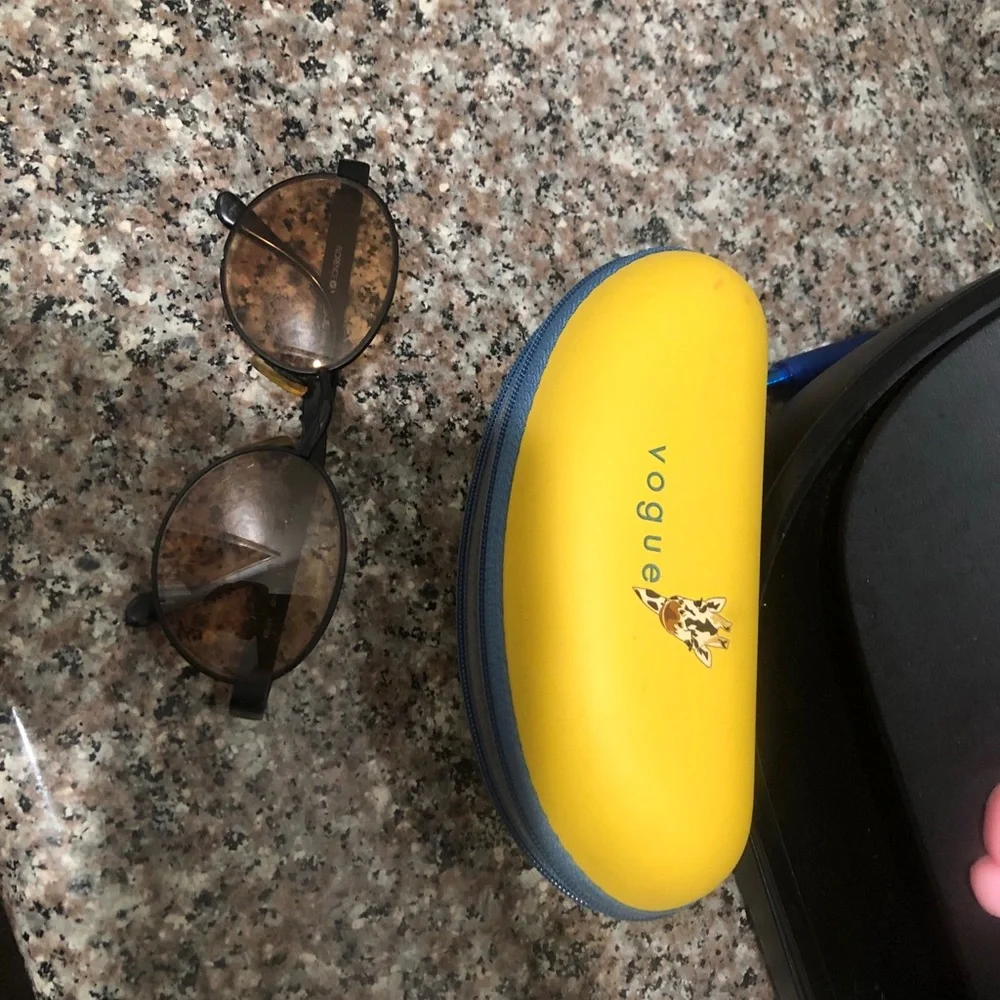 Vogue Yellow Zip Sunglasses Case with Blue Trim